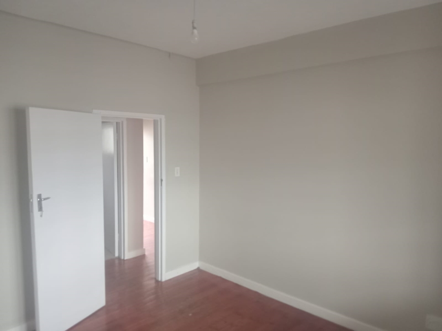 To Let 1 Bedroom Property for Rent in Southernwood Eastern Cape